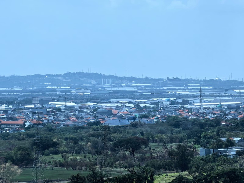 Dijual Apartemen La Riz Mansion Pakuwon Mall  -Tipe 2+1 Bedroom Full Furnished - Lantai 2 - Unit Special Private Lift Akses - Best City View 