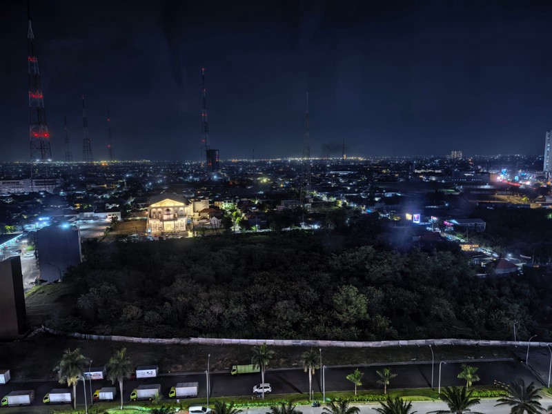 Disewakan Apartemen La Riz Mansion Pakuwon Mall - Tipe 2+1 Bedroom Full Furnished - Lantai 2 - Unit Special Private Lift Akses - Best City View 