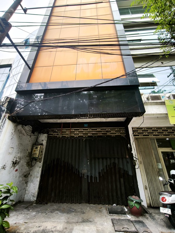 Disewakan Ruko Raya Mayjen Sungkono - Hadap NOL Jalan Raya Komersial Area Surabaya Barat Cocok Buat Segala Usaha , Kantor, Bank, Cafe, Resto