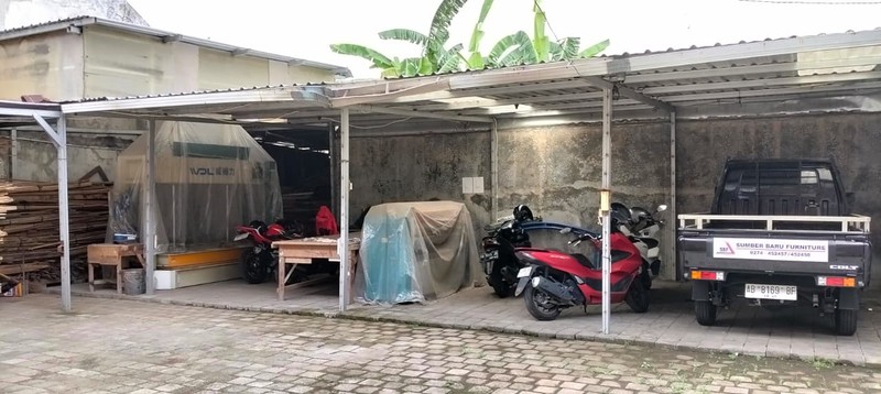  Jual Cepat, Kantor/Pabrik Strategis Di Ringroad Timur Jogja - Siap Huni