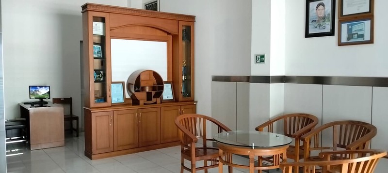  Jual Cepat, Kantor/Pabrik Strategis Di Ringroad Timur Jogja - Siap Huni