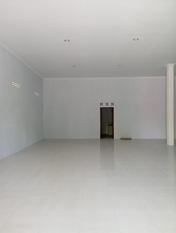 Disewakan Ruang Usaha Strategis di Jl. Seworan, Triharjo - Wates, Kulon Progo