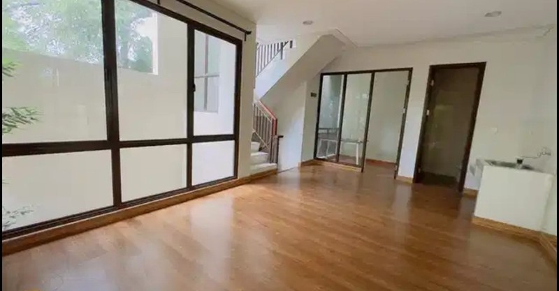 Hot Rent. Rumah minimalis Greenwich Park Whelford, BSD