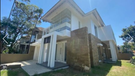 Rumah Modern Minimalis Diamond Hill Citraland Surabaya Barat 