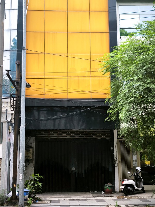 Disewakan Ruko 4 Lantai Jalan Raya Mayjen Sungkono Surabaya