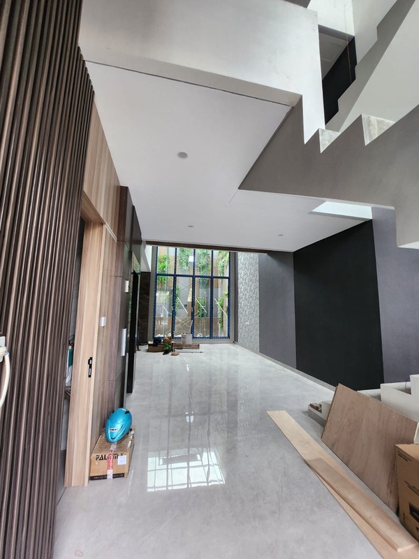 Rumah Mewah Baru Gress Woodland Citraland Surabaya Barat 