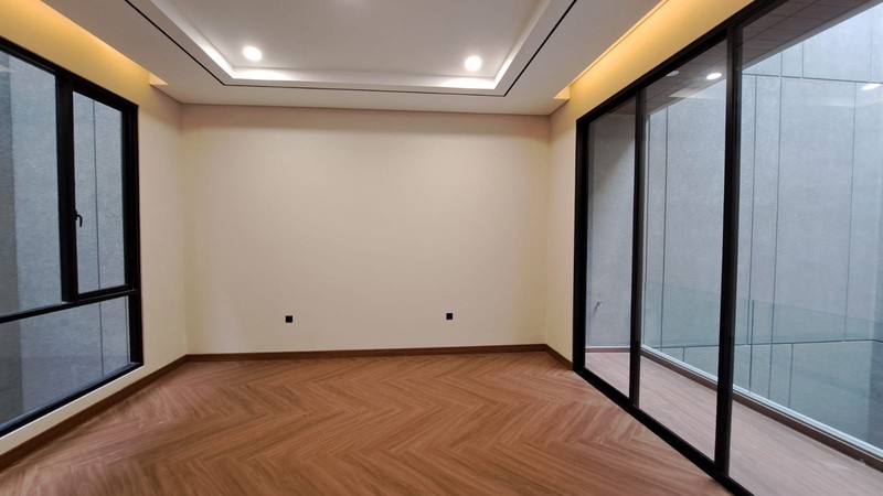 Rumah Mewah Baru Gress Waterfront Citraland Siap Huni 