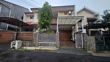 Rumah Siap Huni Terawat Di Pangkalan Jati, Cinere Dekat ke Tol