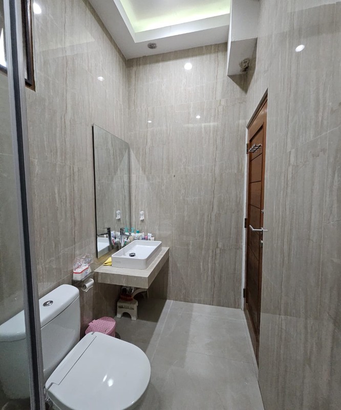 Rumah Siap Huni Terawat Di Pangkalan Jati, Cinere Dekat ke Tol