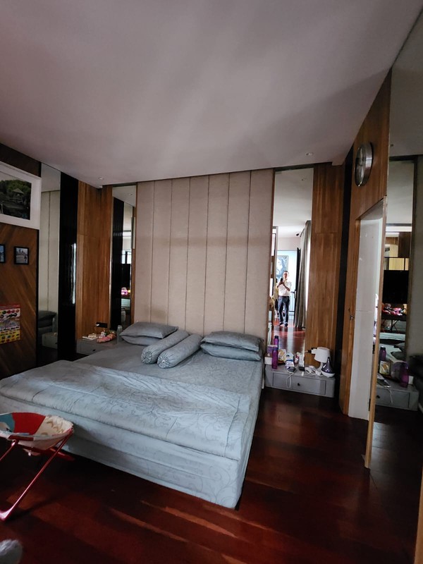 Rumah Full Furnished Modern Minimalis 2 Lantai Royal Residence 