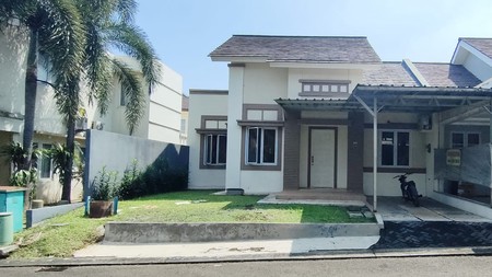 Rumah Semi Furnished 2 Lantai di Kota Wisata 