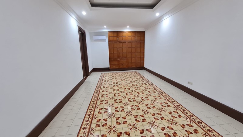 Rumah Mewah Dekat Pusat Kota, Di Daerah Jakarta Selatan