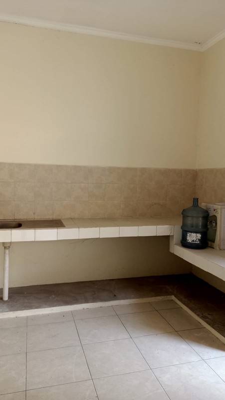 Rumah depan taman Grand Wisata , Tambun - Bekasi