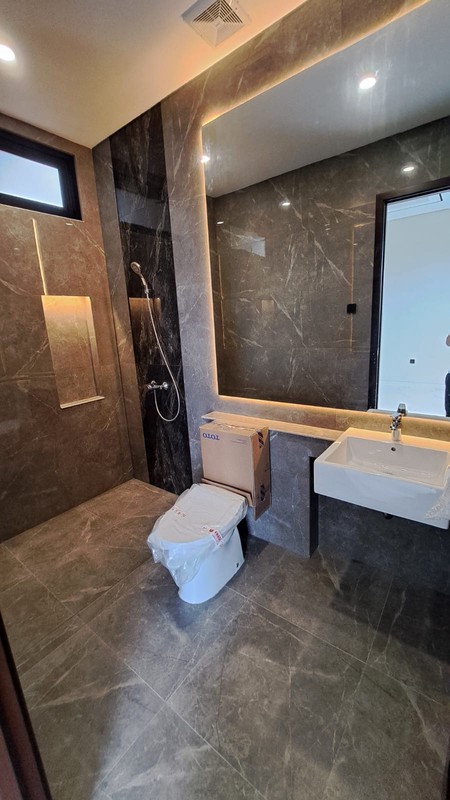 dijual new house mewah - waterfront citraland 