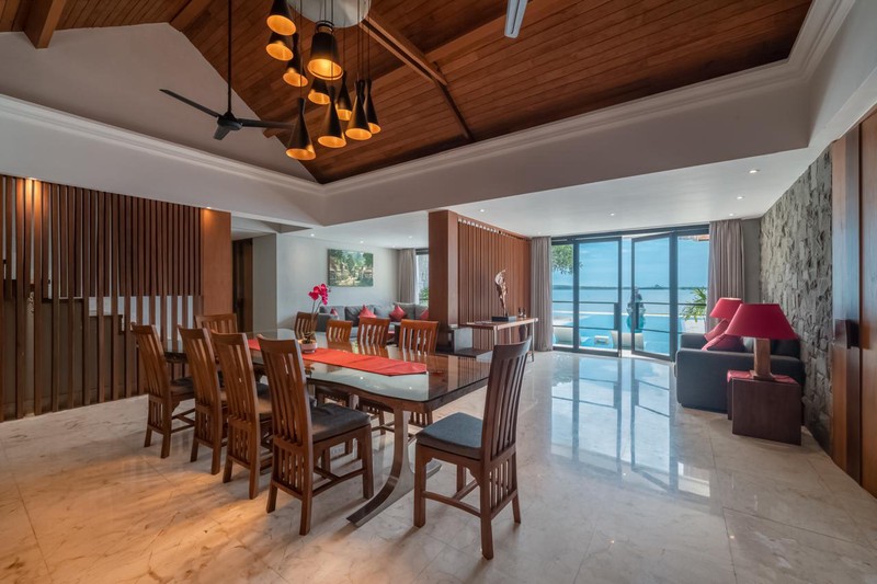 FOR RENT - Beachfront Bliss - Luxury Villa with Rooftop Sunset Lounge in Tanjung Benoa, Nusa Dua, BALI