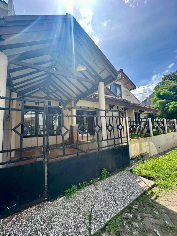 [DIJUAL CEPAT] RUMAH 2 LANTAI LOKASI SANGAT STRATEGIS DAN PREMIUM POSISI HOOK @Bintaro Sektor 9