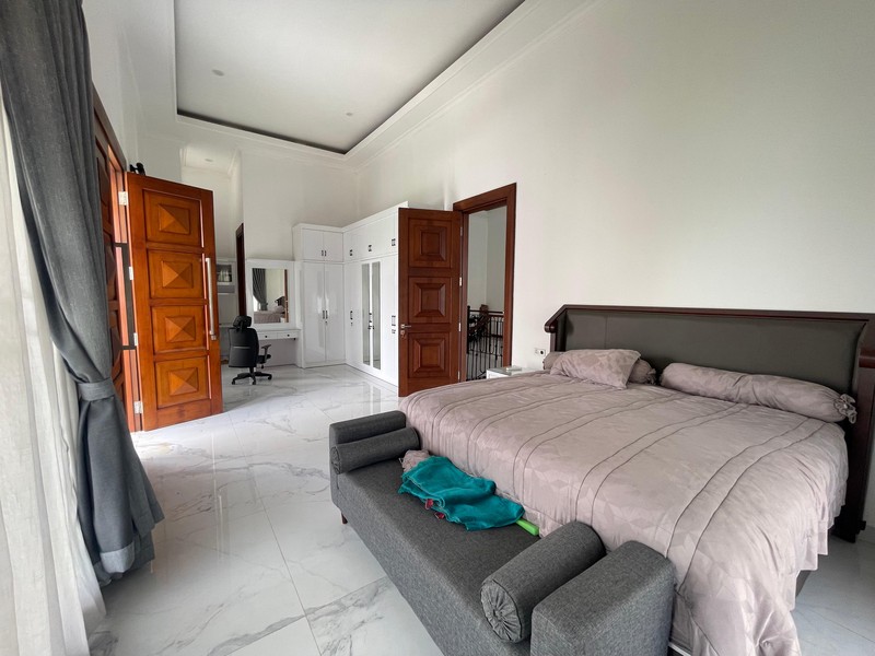 Rumah Bagus, Strategis, Mewah, bangunan Baru dan perabotan  