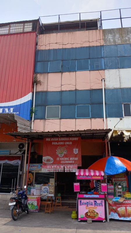 Ruko Strategis, dekat pusat kota bisnis. Nego sampai jadi