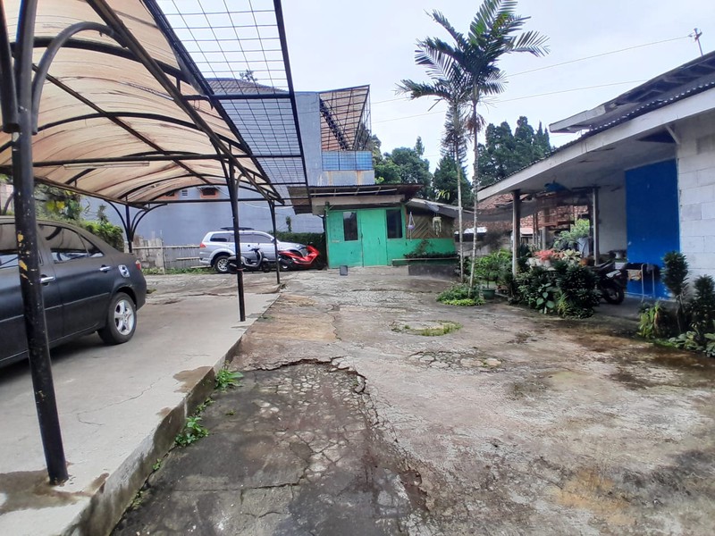 Di jual rumah hitung tanah di cisarua puncak