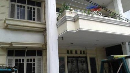 DIJUAL CEPAT RUMAH LUAS DI CONDET JAKARTA TIMUR