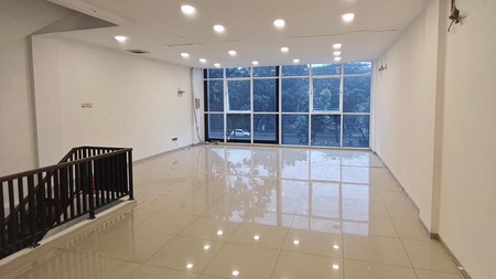 DISEWAKAN RUKO COCOK UNTUK STUDIO PILATES ATAU KANTOR DI BINTARO BOULEVARD