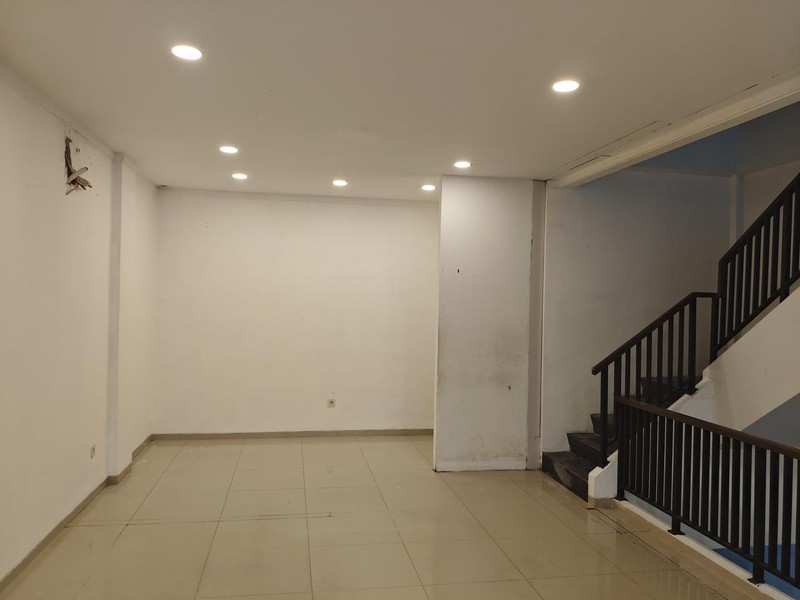 DISEWAKAN RUKO COCOK UNTUK STUDIO PILATES ATAU KANTOR DI BINTARO BOULEVARD