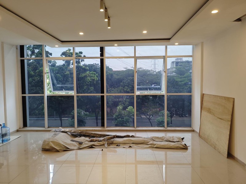 DISEWAKAN RUKO COCOK UNTUK STUDIO PILATES ATAU KANTOR DI BINTARO BOULEVARD