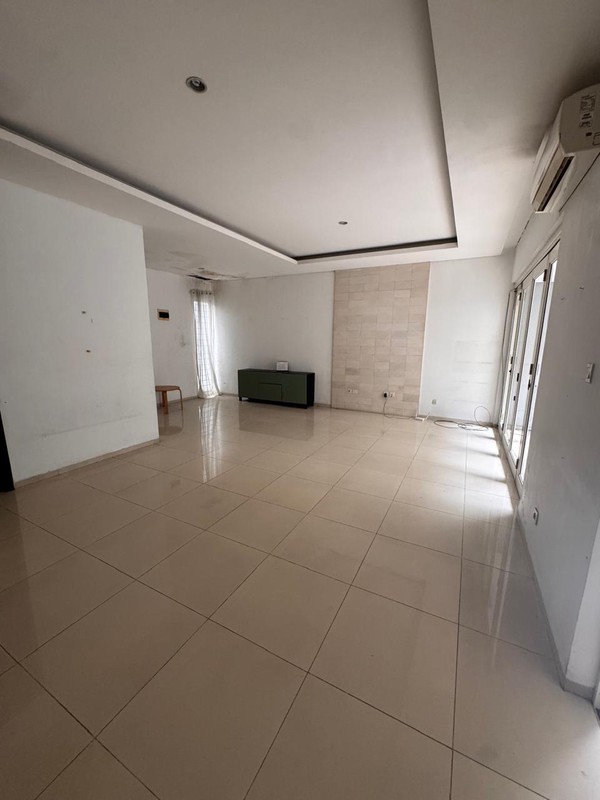 Rumah siap huni di Serenia Hills Lebak Bulus