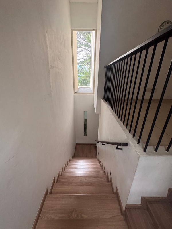 Rumah siap huni di Serenia Hills Lebak Bulus