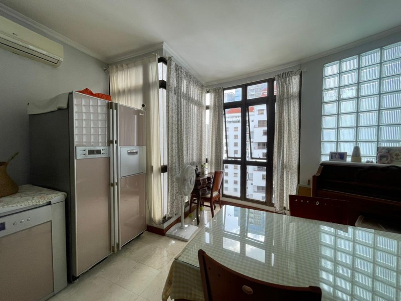 DIJUAL CEPAT! APARTEMEN 3BR DI MIDTOWN RESIDENCE CILANDAK 
