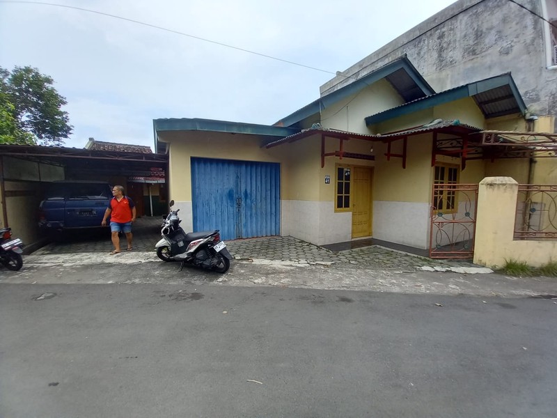 Dijual Rumah Tinggal Lokasi Strategis Dekat Kantor Pemda Sleman 