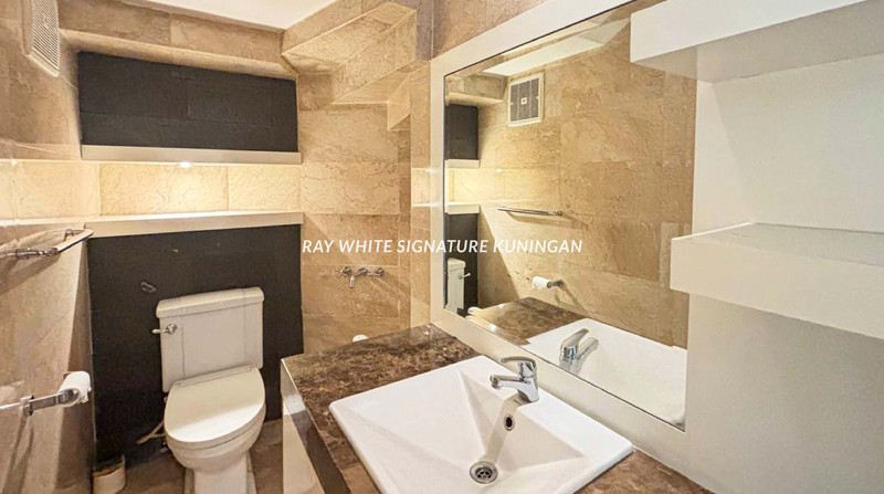 Disewakan Rumah Siap Huni Lokasi Tenang di Pondok Indah