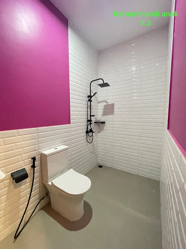 DIJUAL Rumah Modern Tropis Minimalis di komplek @Pulomas JakTim