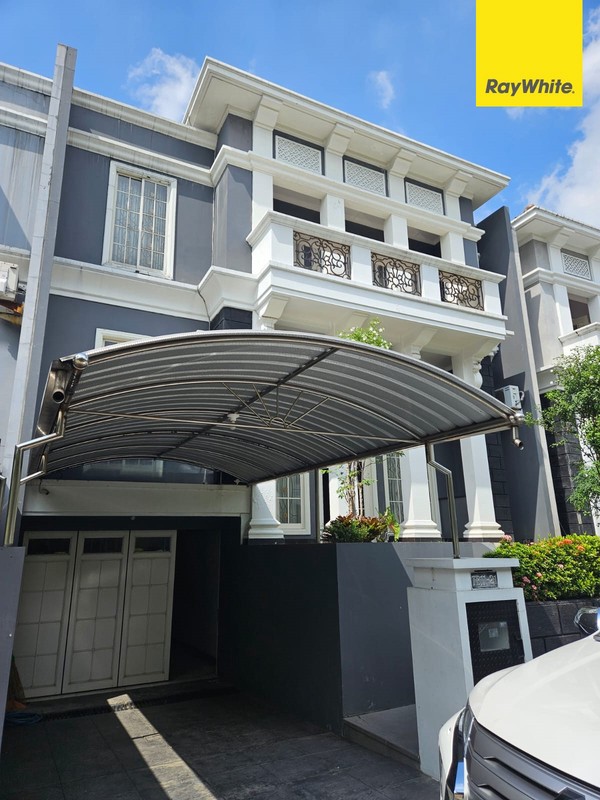Dijual Rumah 2 lantai di Rafles Garden Surabaya