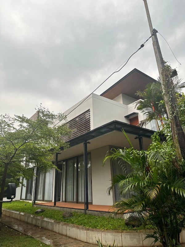 Rumah 2½ Lantai Siap Huni Bagus Hunian Nyaman SHM @Bintaro Sektor 8
