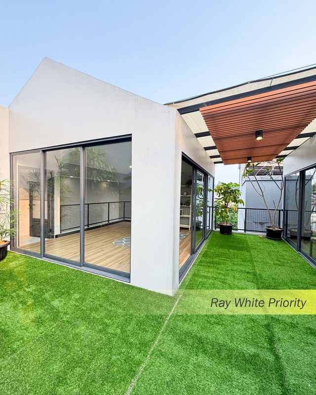 BRAND NEW HOUSE SIAP HUNI CLUSTER BAYAN VILLE BSD CITY, TANGERANG SELATAN