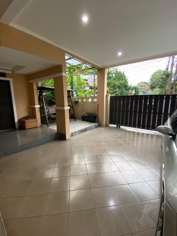 Rumah 2 Lantai Semi Furnished Siap Huni dengan Hunian Nyaman dan Asri @Cilandak Barat, Jakarta Selatan