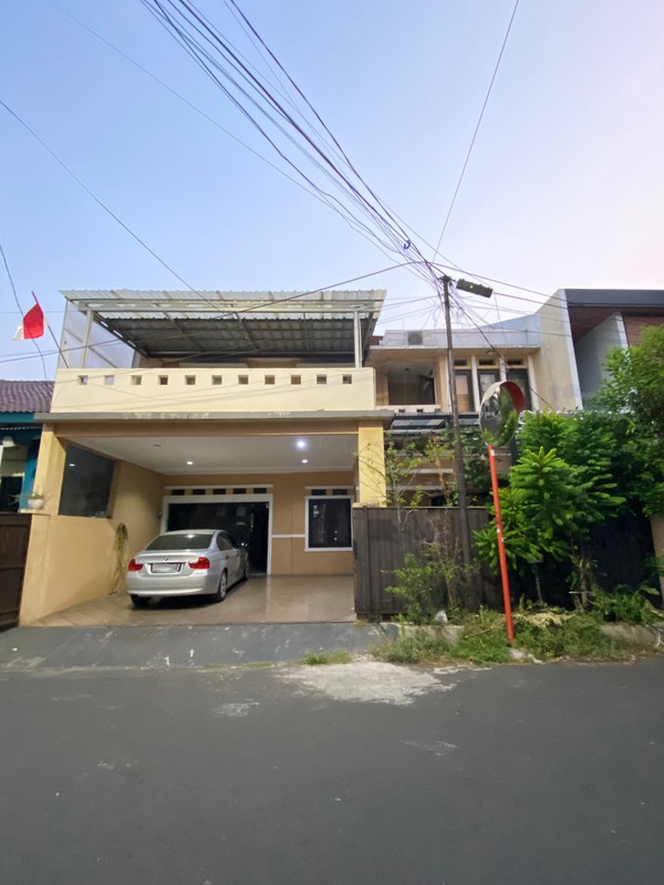 Rumah 2 Lantai Semi Furnished Siap Huni dengan Hunian Nyaman dan Asri @Cilandak Barat, Jakarta Selatan