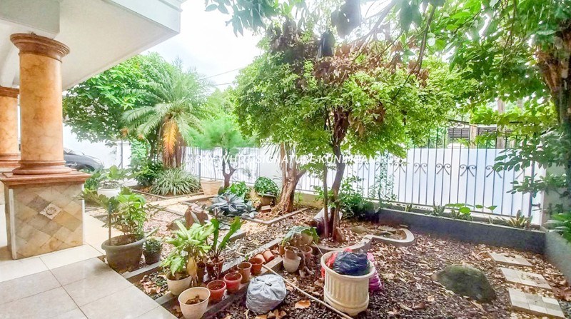 Dijual Rumah Bagus Terawat Layak Huni di Duren Sawit 