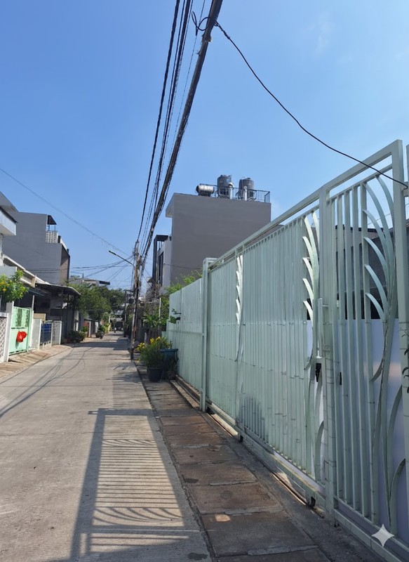 Rumah Klasik di Jelambar Grogol Jakarta Barat Strategis