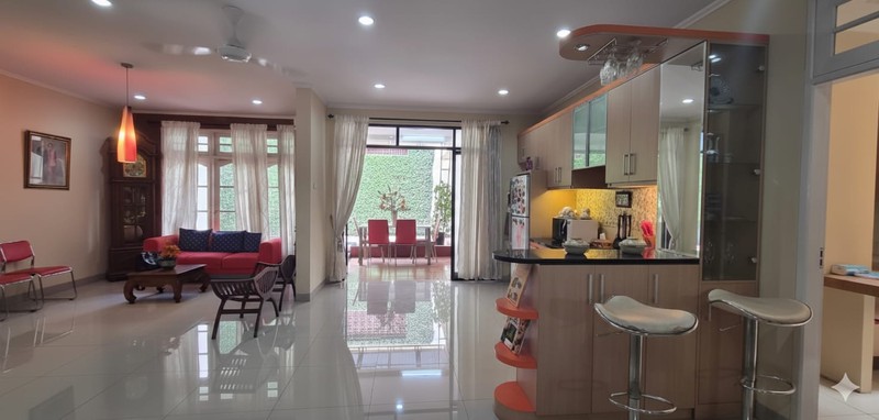 Rumah Cantik di Bumi Bintaro Permai - Siap Huni