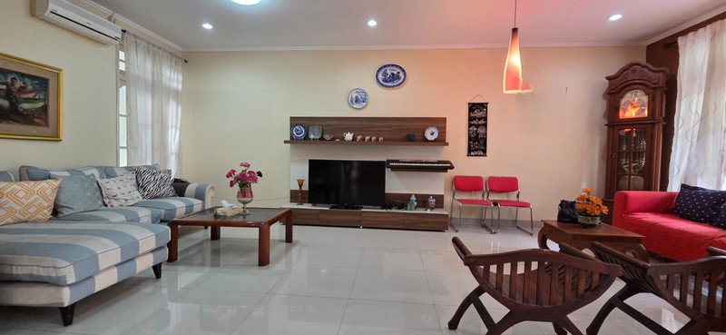 Rumah Cantik di Bumi Bintaro Permai - Siap Huni