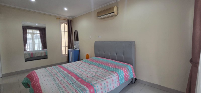 Rumah Cantik di Bumi Bintaro Permai - Siap Huni