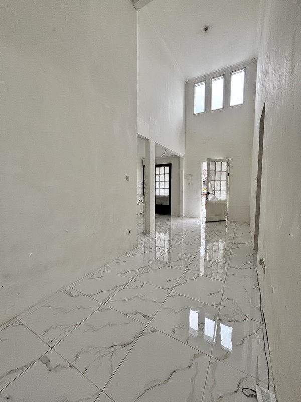 Rumah Bagus 1 Lantai dalam Cluster di Bintaro Sektor 9