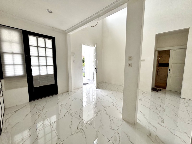 Rumah Bagus 1 Lantai dalam Cluster di Bintaro Sektor 9