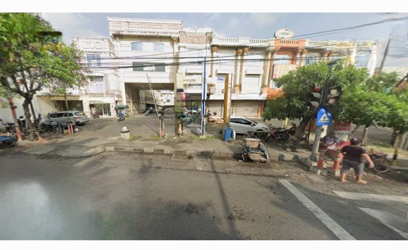 Disewakan Ruko Surabaya Pusat Nol Jalan Raya - Ruko Grand Flower - Jalan Pasar Kembang - Kel. Kupang Krajan - Kec.sawahan - Terdepan Hadap Nol Jalan Raya Komersial Area Cocok Buat Segala Usaha - Parki