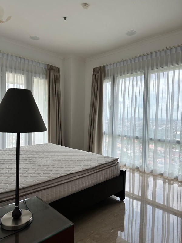 Sewa Apartement Senayan Residence Semi Penhouse - Jakarta Selatan