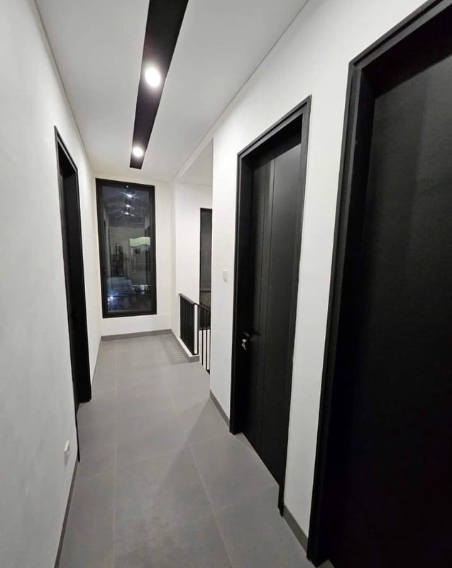 Dijual Rumah Babatan Pantai Surabaya Timur - Gaya Scandinavian dengan Rooftop Garden