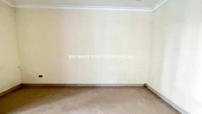 Rumah Lingkungan Elit Pondok Indah Jl Duta Permai 1