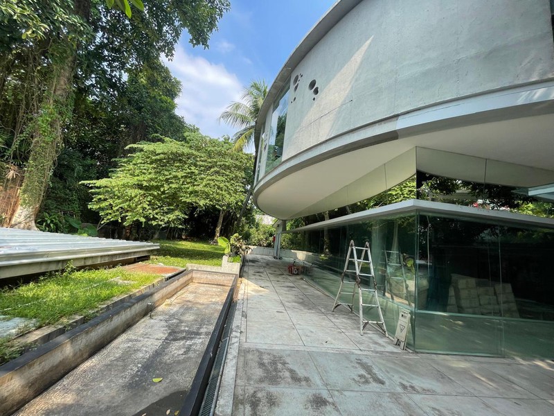 Dijual Gedung Lokasi Strategis Cocok Untuk Kantor Di Kemang, Jakarta Selatan